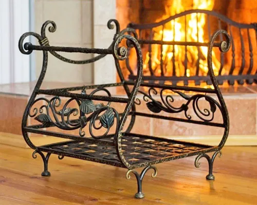 Дровница для камина как украшение