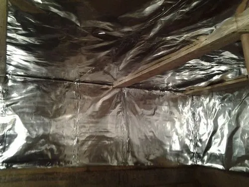 Обзор материалов для пароизоляции потолка - какую пароизоляцию выбрать (потолок, пленка, пароизоляции) Обзор материалов для пароизоляции потолка - какую пароизоляцию выбрать