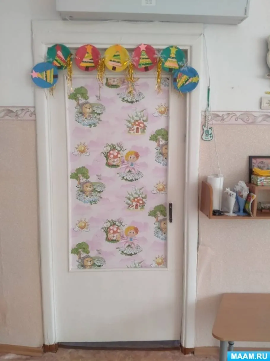 Новогодняя гирлянда из нетрадиционного материала