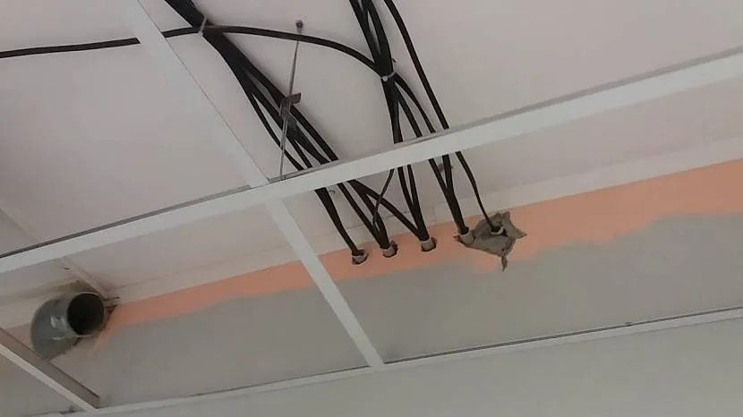 провод через стену