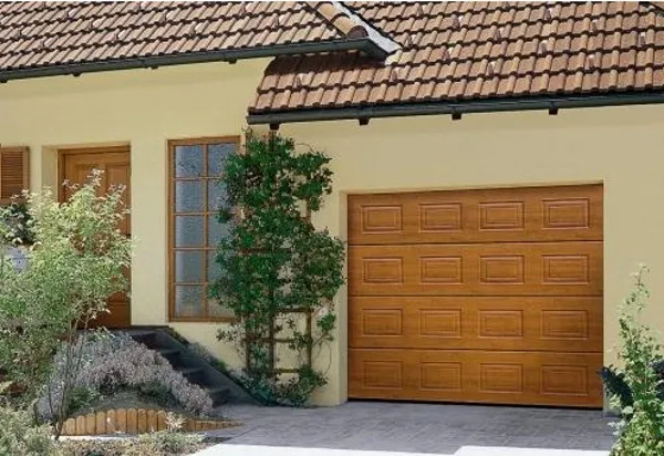 Пример секционных гаражных ворот