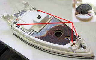 Проржавевший парогенератор утюга
