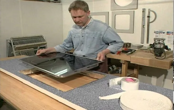 Как установить варочную панель, разметка места монтажа