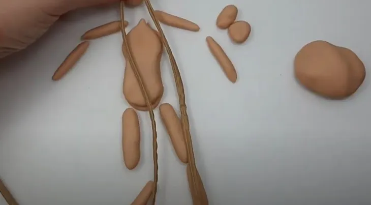 Мастер-класс по лепке куклы Барби из полимерной глины